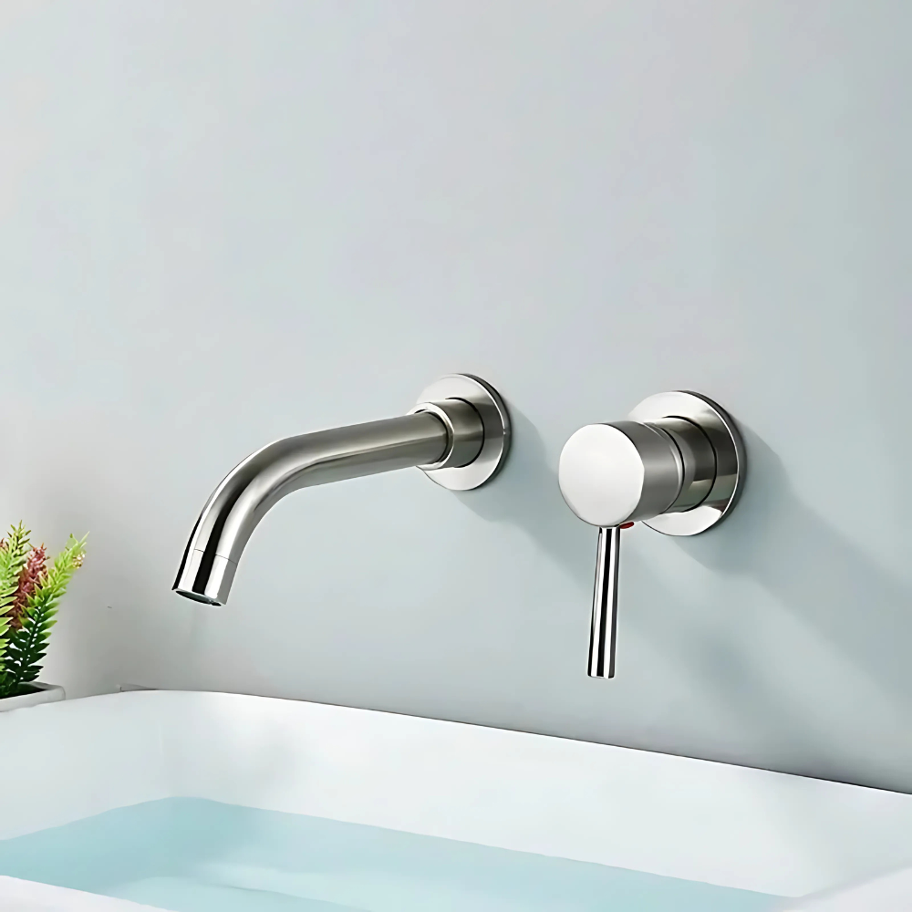 Hana wall-mounted bathtub faucet – sleek and modern design with a space-saving installation, featuring a smooth water flow for a spa-like bathing experience.