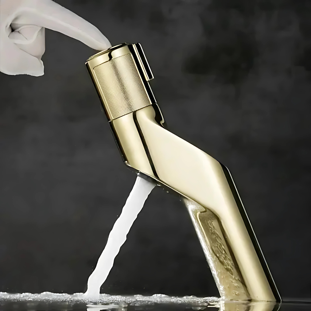 Alia gold bathroom faucet – luxurious and elegant design with a radiant gold finish, combining timeless beauty with modern functionality for a sophisticated bathroom upgrade.