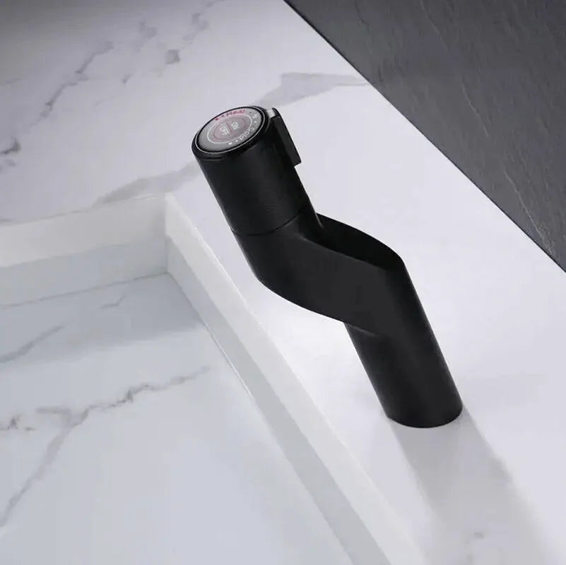 Alia gold bathroom faucet – luxurious and elegant design with a radiant gold finish, combining timeless beauty with modern functionality for a sophisticated bathroom upgrade.