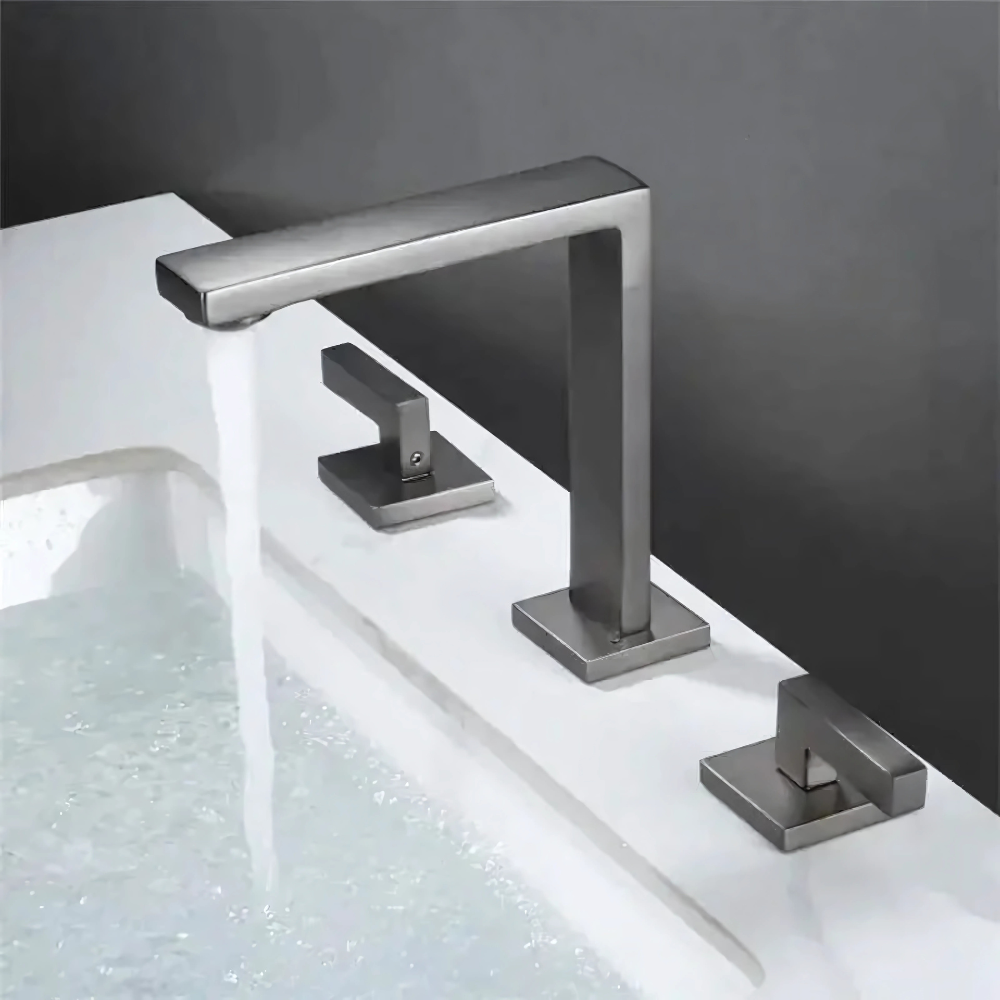 Beta bathroom faucet – contemporary and stylish design with a smooth water flow, perfect for enhancing any modern bathroom space.