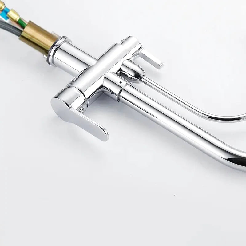 Giro pull-down kitchen faucet – modern high-arc design with a dual-function sprayer for stream and spray modes, perfect for efficient and versatile kitchen use.