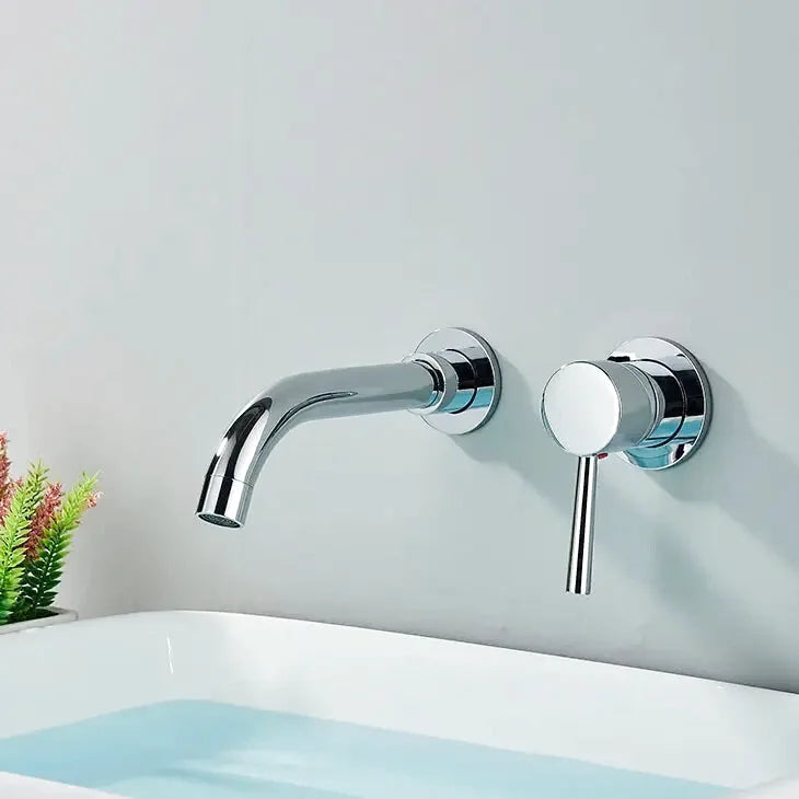 Hana wall-mounted bathtub faucet – sleek and modern design with a space-saving installation, featuring a smooth water flow for a spa-like bathing experience.