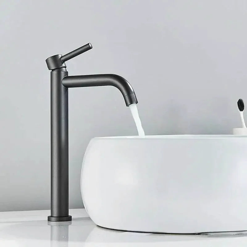 Liva bathroom sink faucet – sleek and modern design with smooth water flow, perfect for adding elegance and functionality to any bathroom vanity.