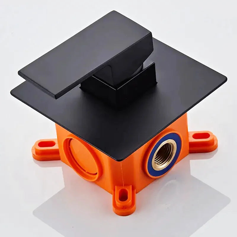 Rima waterfall bathtub faucet – elegant and modern design with a wide spout for a smooth, cascading water flow, creating a luxurious spa-like bathing experience.