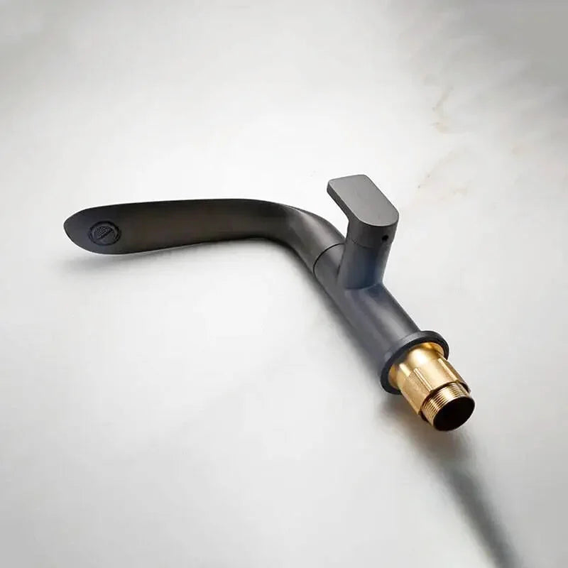 Tina bathroom faucet – sleek and modern design with smooth water flow, perfect for adding elegance and functionality to any bathroom sink.