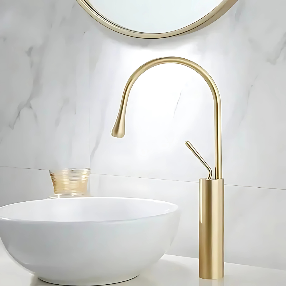 Vila brass bathroom faucet – elegant and durable design with a warm brass finish, combining timeless style with modern functionality for a sophisticated bathroom upgrade.