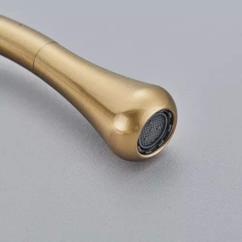 Vila brass bathroom faucet – elegant and durable design with a warm brass finish, combining timeless style with modern functionality for a sophisticated bathroom upgrade.